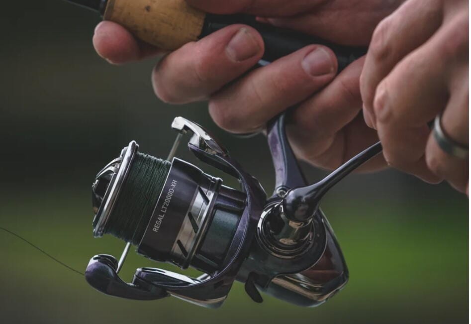 9c5db75fdb1203f74b4dab2b76ad4689.jpg Mulineta DAIWA 24 REGAL LT 2000D-XH 6RUL/150MX023M/6.2:1 - imagine 1