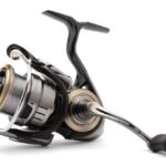 Mulineta DAIWA LUVIAS AIRITY FC LT 1000S-P  11RUL/200MX0,05MM/4,9:1