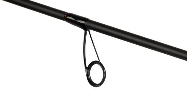 Lansetă spinning Mikado Intro Heavy Spin 2,40 m, 10–40 g – detaliu